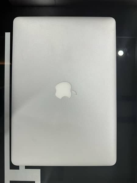 MAC BOOK AIR