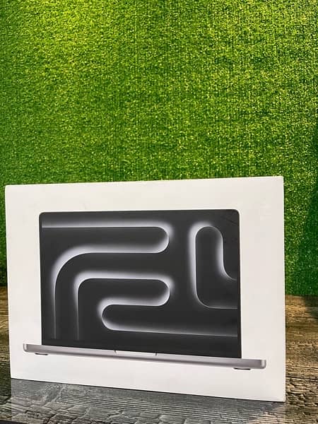 Macbook Pro 2023 M3 8Gb Ram 512Gb Ssd 14inch
