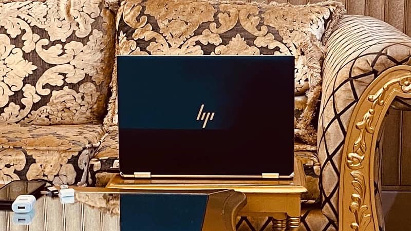 HP Spectre x360 15, 4GB NVIDIA 1650 Ti, i7 6 Core, 10 Gen, 4K OLED HDR