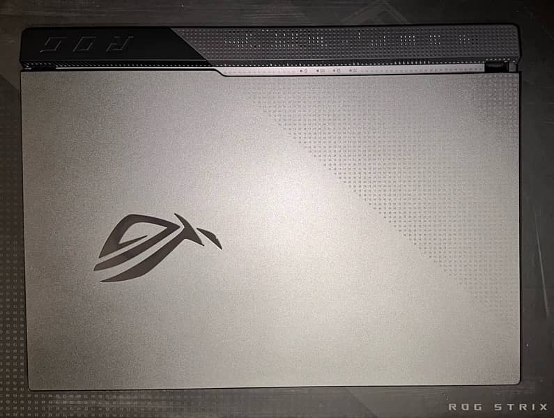 ASUS ROG STRIX G513QE GAMING LAPTOP