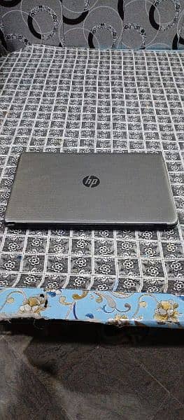 I am selling q5 hp laptop in best price