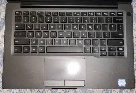 Dell Latitude 7400