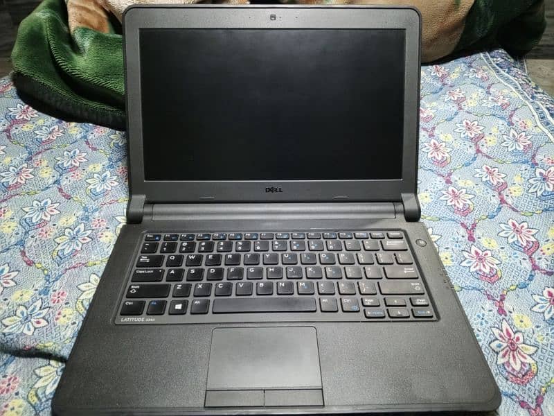 dell latitude 3340
