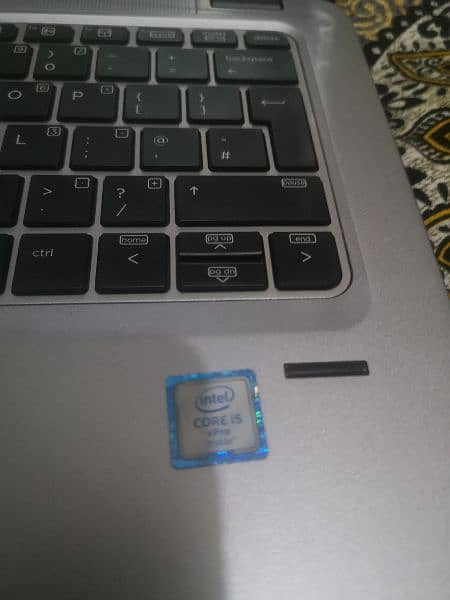 HP 820 G3 touch screen
