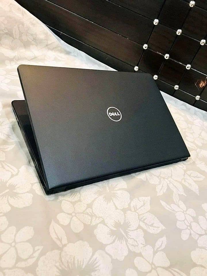 Dell i7 7th Gen 16GB DDR4 Ram 500GB Hard 250GB SSD