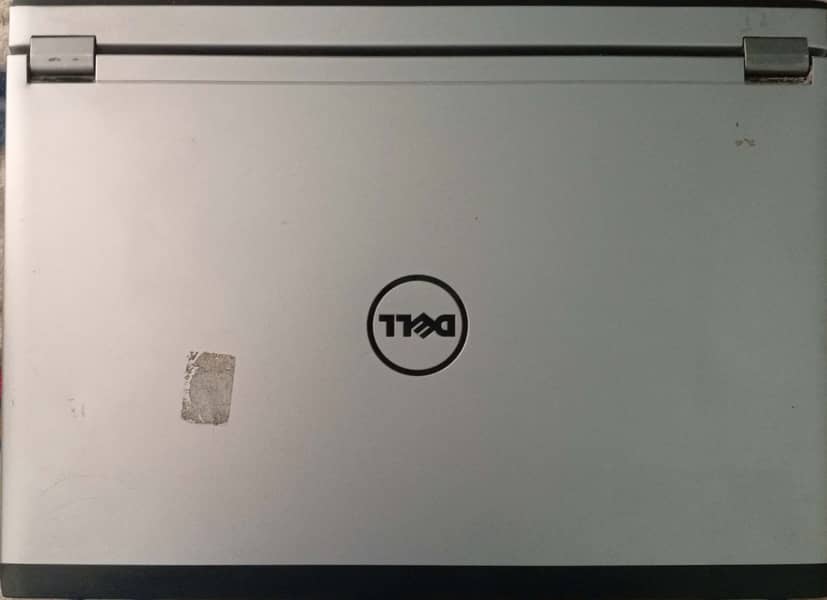 Dell Latitude 3330