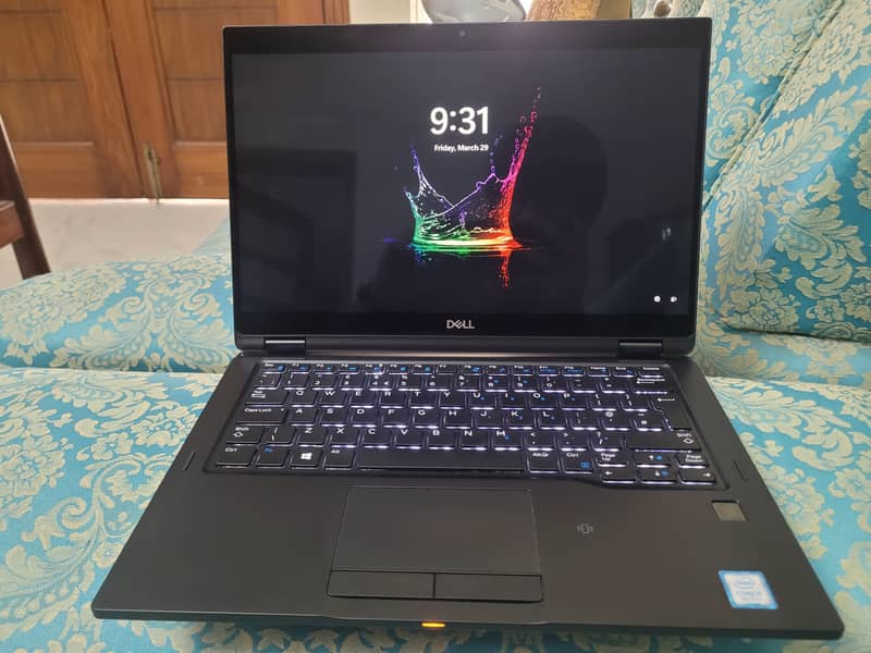 Dell Latitude 7390 2 in 1.8th gen 10/10