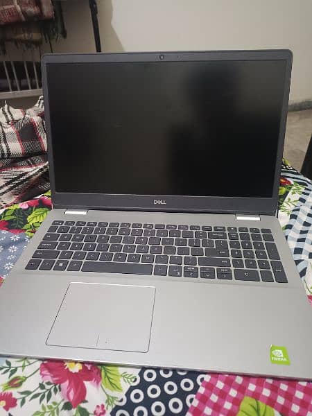 dell Inspiron 5593, core i7 10 generation 256 ssd, 1 TB hard drive