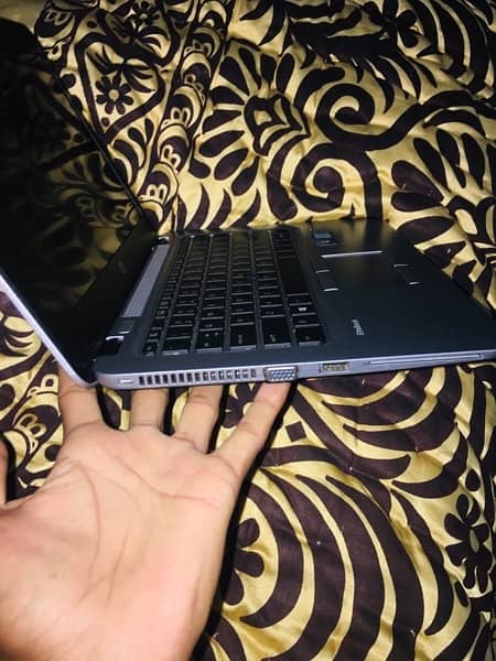 HP ELITEBOOK CORE I5 6TH GENERATION  840 G3