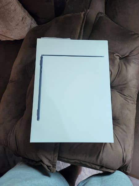 macbook air m3 chip midnight color 8/256