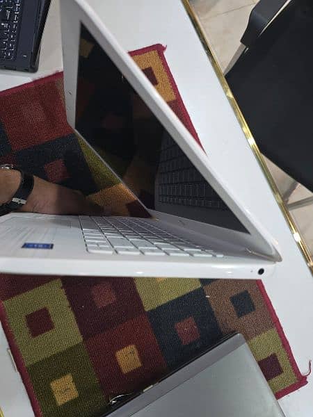 hp.   stream book. 6th gen