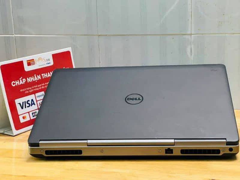 Dell precision 7710 Gaming Laptop
