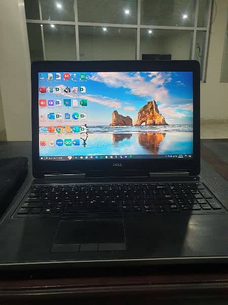 Dell precision 7510, CORE I7, 6TH GENERATION.
