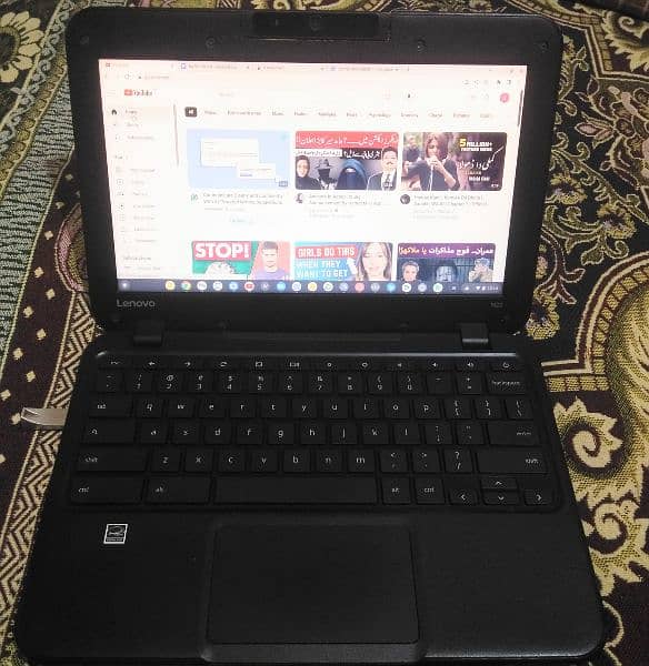 Almost New Chromebook Lenovo N22 in Rs. 9999/-