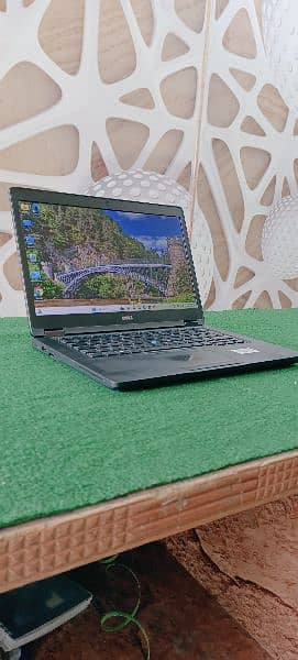 Dell latitude core i5 6th gen 8gb ram 256gb SSD backlight keyboard HQ