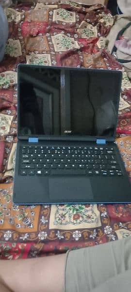 accer quad core 4 GB ram 250 GB hard toch and type