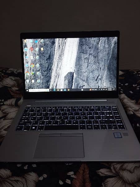 HP elite book 840G5 core i7  8gen