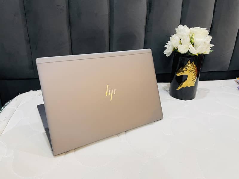 Hp ZBOOK C-i7 Workstation 8th Gen Touch Screen 512GB SSD 16GB Ram DDR4