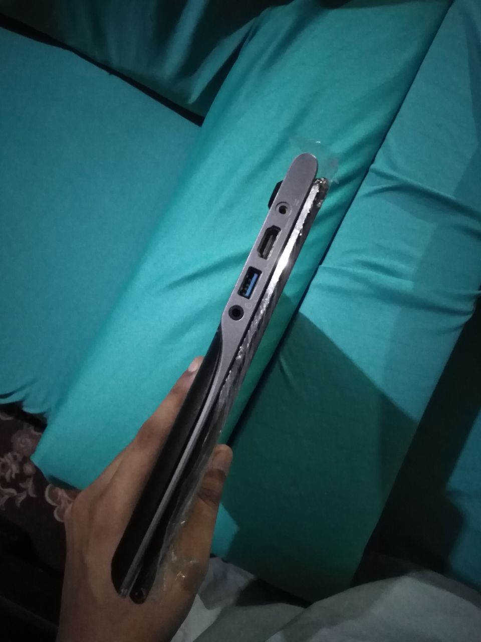 Acer Laptop C740 | Windows 10 | 4 GB Ram | 128 GB SSD | 12 Inches HD