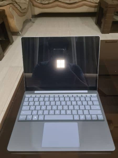 Surface Go 2 Laptop Touchscreen 2k display i5 11th Gen Pro