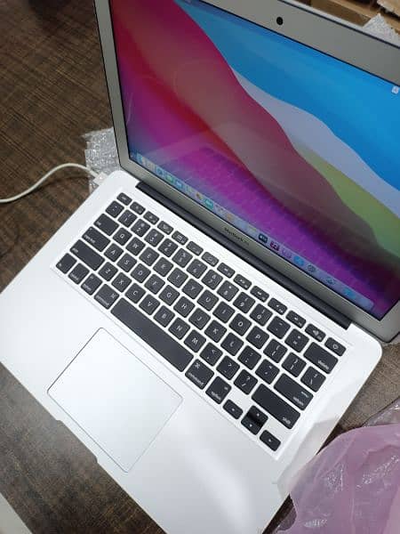 MACBOOK AIR LATE 2017 CORE I5 1.8 13 INCH 8GB RAM 128GB LUSH CONDITION