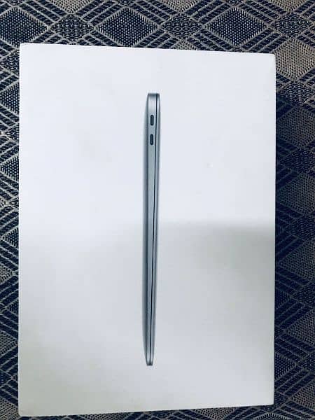 MacBook Air Space gray Good Condition