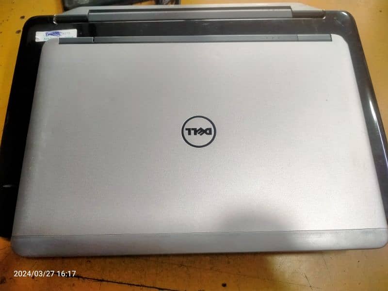 Dell LATITUDE E7240