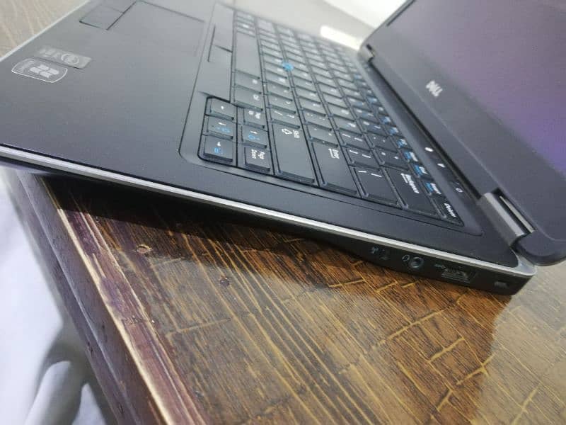 Labtop E7440 for sale