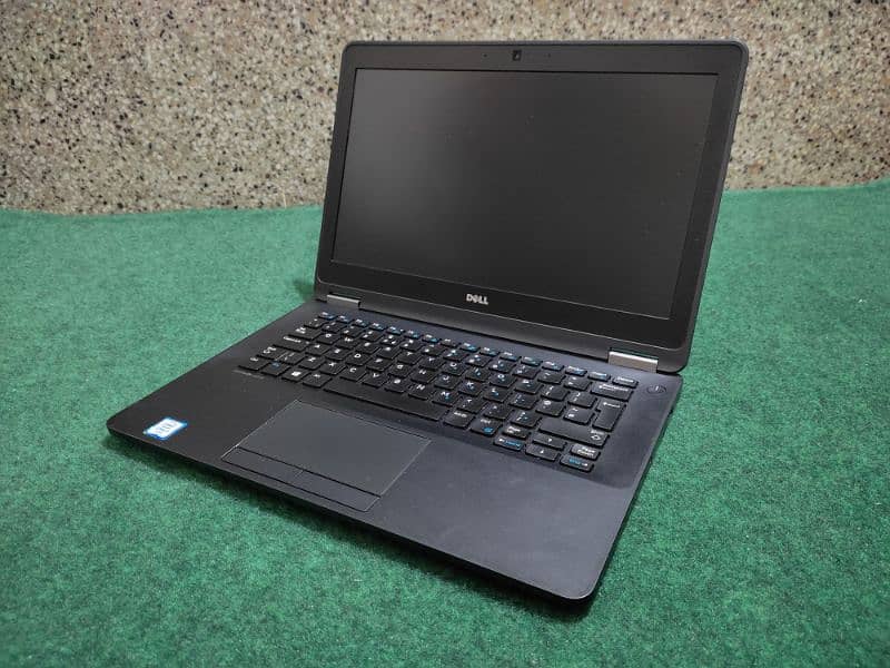 Dell Core i7 6th Gen 8GB DDR4 128GB SSD Backlight 1080p