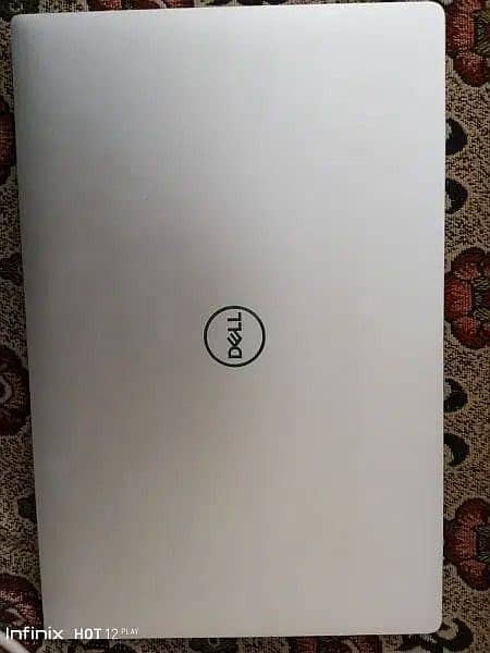 Dell precision 5540 core i7 9th Gen 10/9 with orignal 130 wtts charger