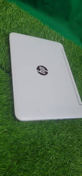 HP stream 11 in low price.