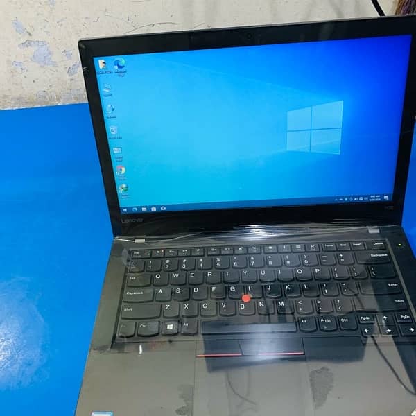 Lenovo ThinkPad Ultra Slim core i5 7th generation 8gb DDR4 256 SSD