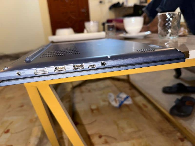 Asus Vivobook M1603Q