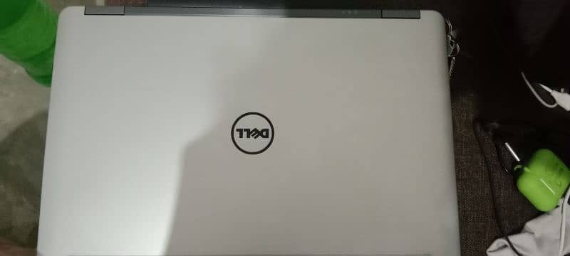Dell core i7 4th gen 8 gb ram 256ssd 2gb graphic card led keyboard