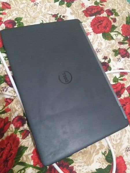 Dell core I5 5th gen 128 GB ssd good condition