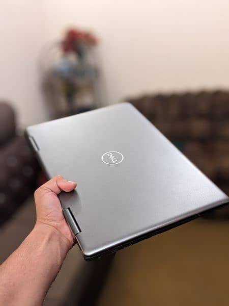 Dell Laptop Inspiron 7000 2 in 1 7573 Intel Core i7 8th Gen 16 GB DDR4