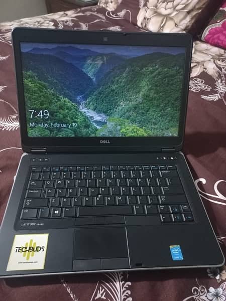 Dell Laptop Core i5 4 gen