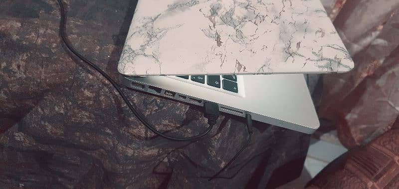 Macbook pro 2012 RAM 10 / ROM 512