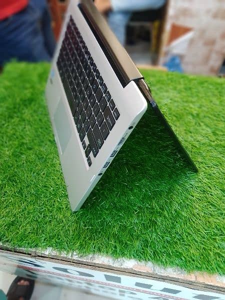 Asus Glossy - Core i5 4th Generation 4GB Ram / 128 GB Ssd Drive Touch