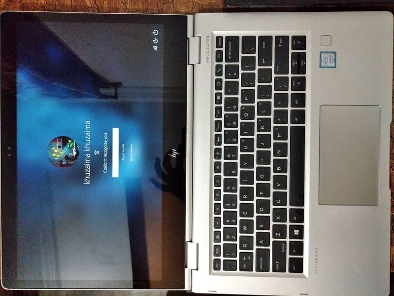 HP elitebook 1030 G2 x360