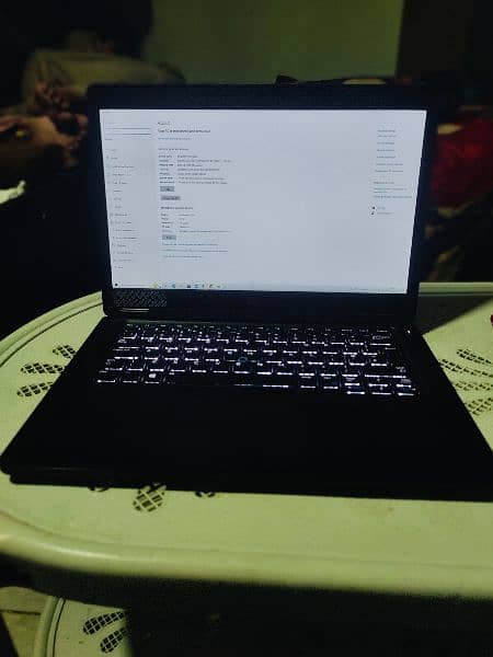 Latitude Core i5 8th Gen 8/128gb nvme notebook