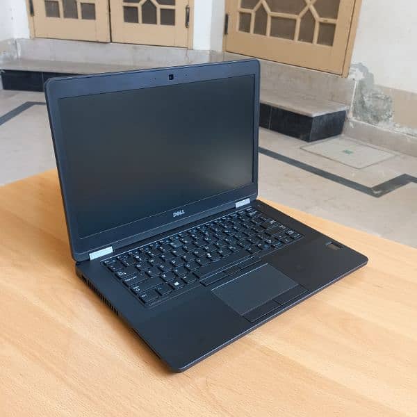 Dell i5 6th Gen Backlit Keyboard Fingerprint