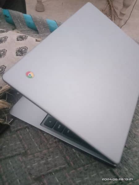Acer c740.4/128