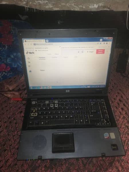 HP LAPTOP CORE 2 DO
