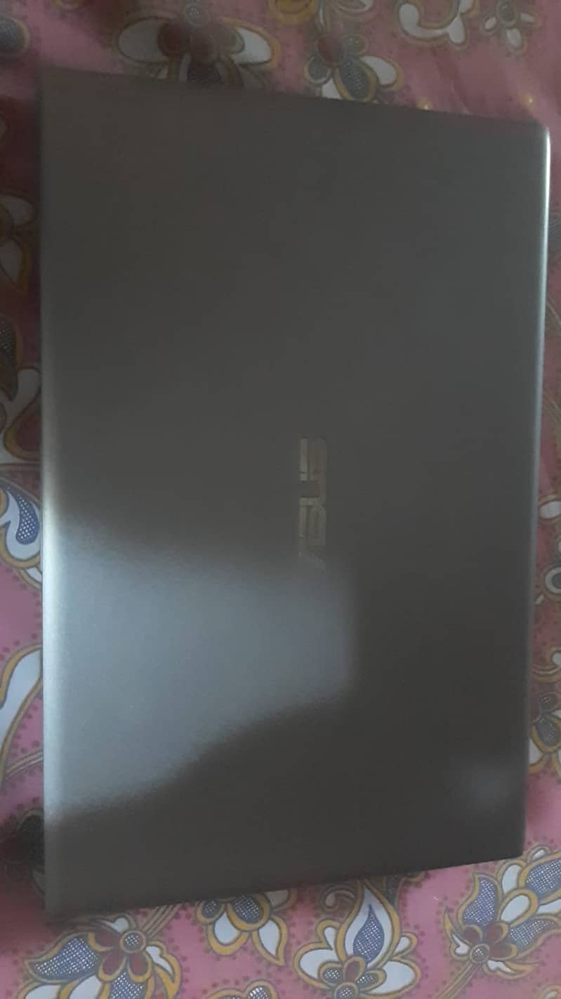ASUS Vivobook 14