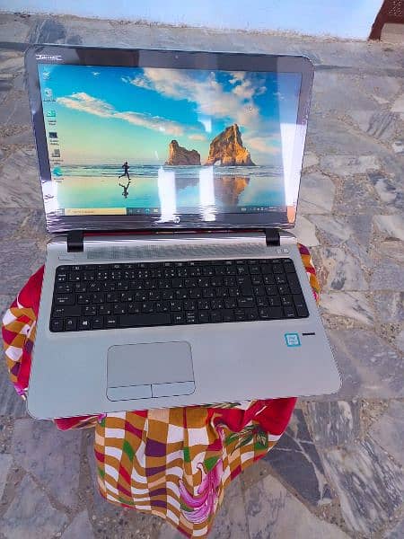 hp Ci3 6th generation