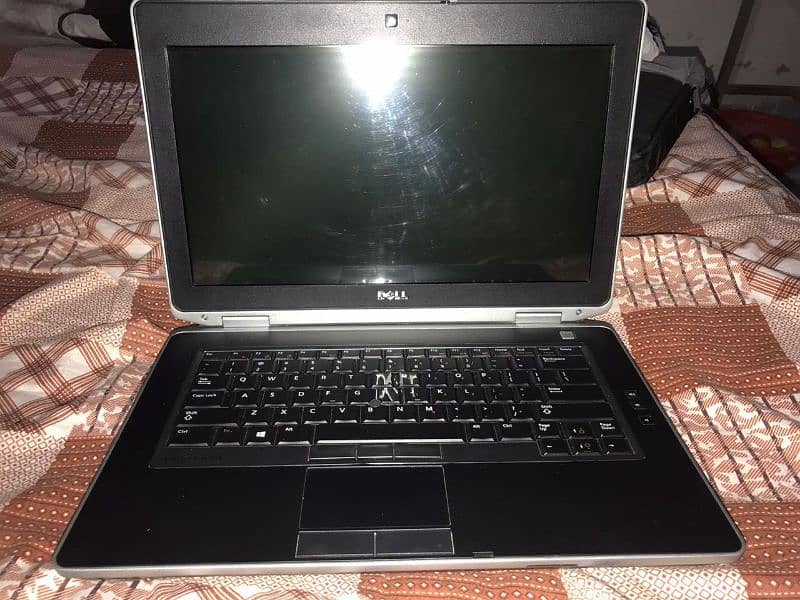 Dell latitude E6430,256 SSD,8 GB ram ,core I5 3rd generation