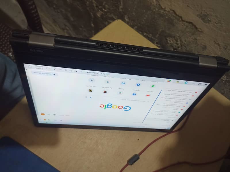 Lenovo ThinkPad Yoga 370  TouchScreen Intel Core i7 7th Gen