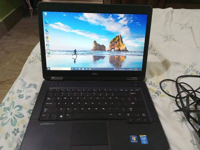 Dell laptop core i 5 4th generation