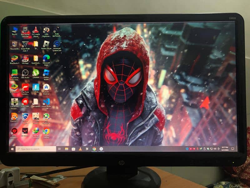 HP S2032 20-inch Widescreen LCD Monitor
